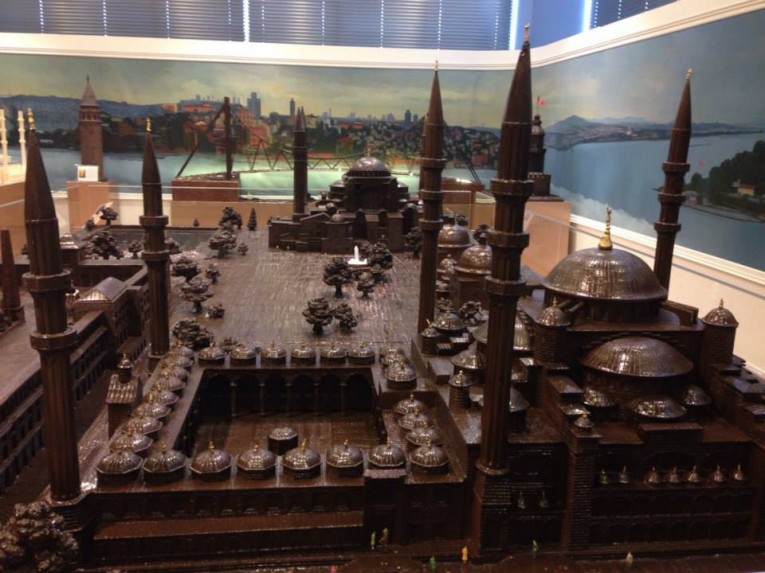 زيارتي إلى متحف الشوكولاته Pelit Çikolata في اسطنبول | تركيا - ادويت